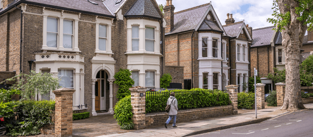 EMEA Mortgage-Lending Promotional Brochure-card